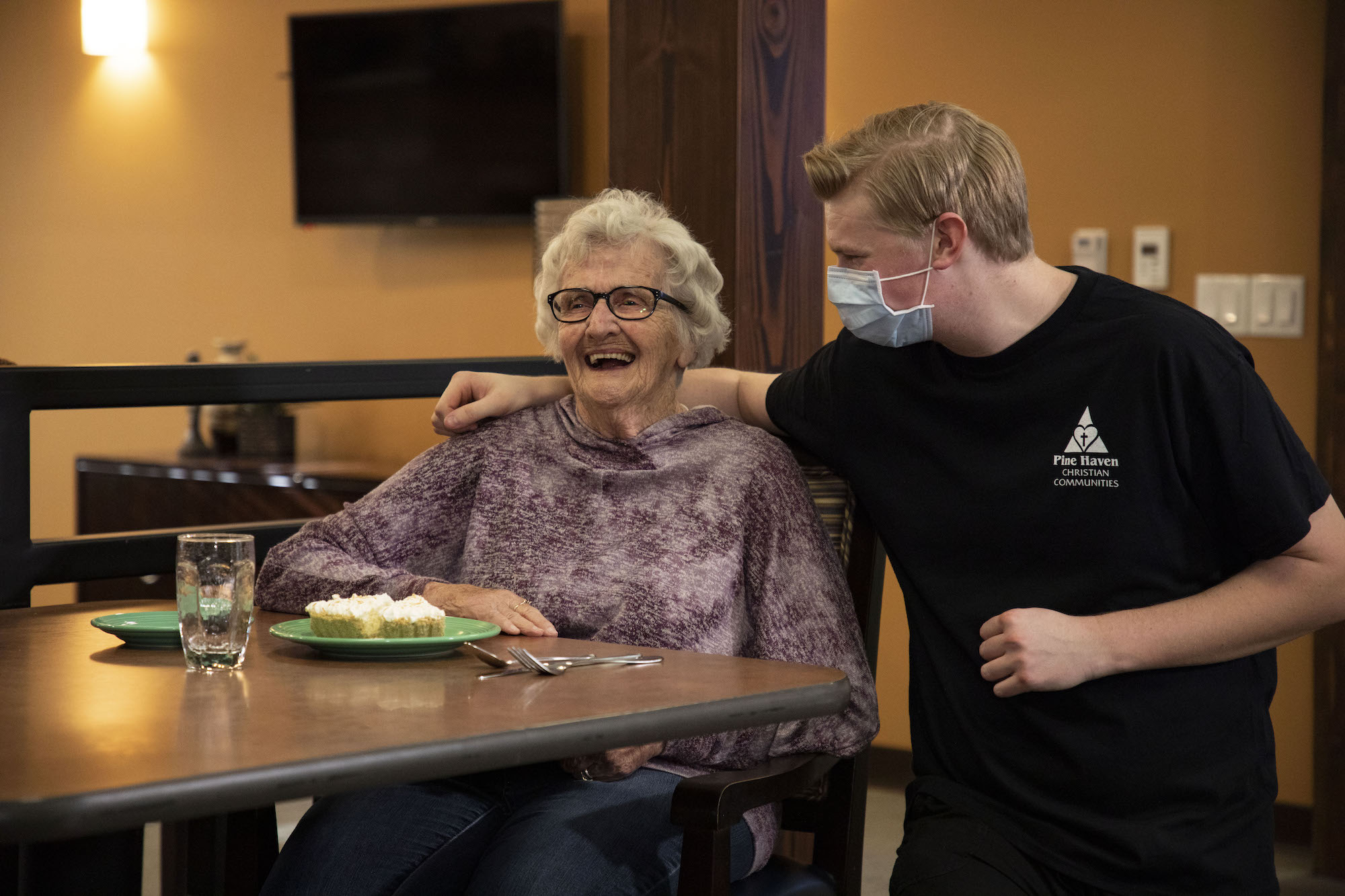 Dining Services staff member with resident